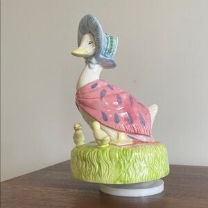Vintage Schmid Beatrix Potter 1988 Music Box Jemima Puddleduck